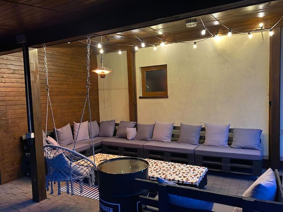 4 Bedroom Family House With Access To A Hot Tub Goczalkowice-Zdroj Luaran gambar