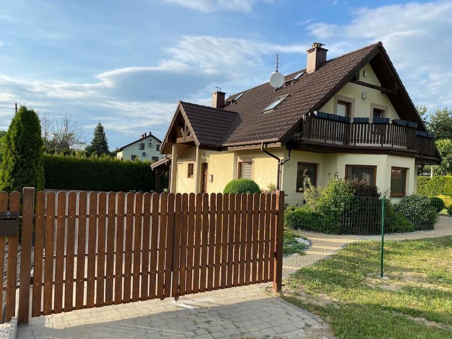 4 Bedroom Family House With Access To A Hot Tub Goczalkowice-Zdroj Luaran gambar