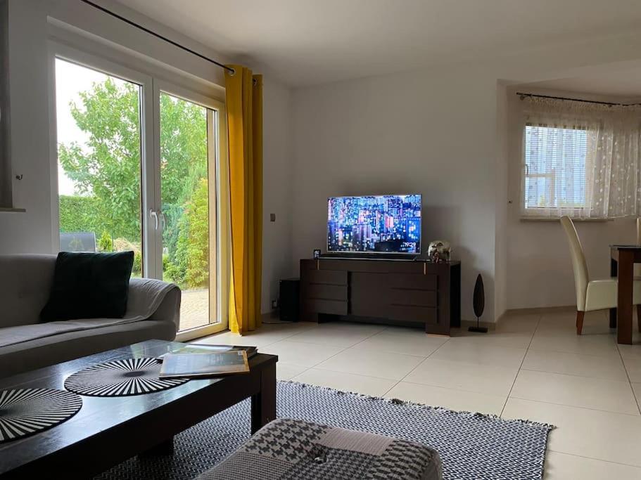 4 Bedroom Family House With Access To A Hot Tub Goczalkowice-Zdroj Luaran gambar
