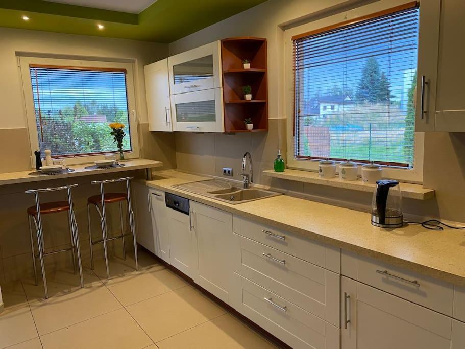 4 Bedroom Family House With Access To A Hot Tub Goczalkowice-Zdroj Luaran gambar
