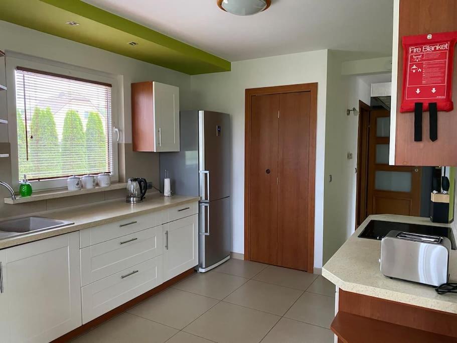 4 Bedroom Family House With Access To A Hot Tub Goczalkowice-Zdroj Luaran gambar
